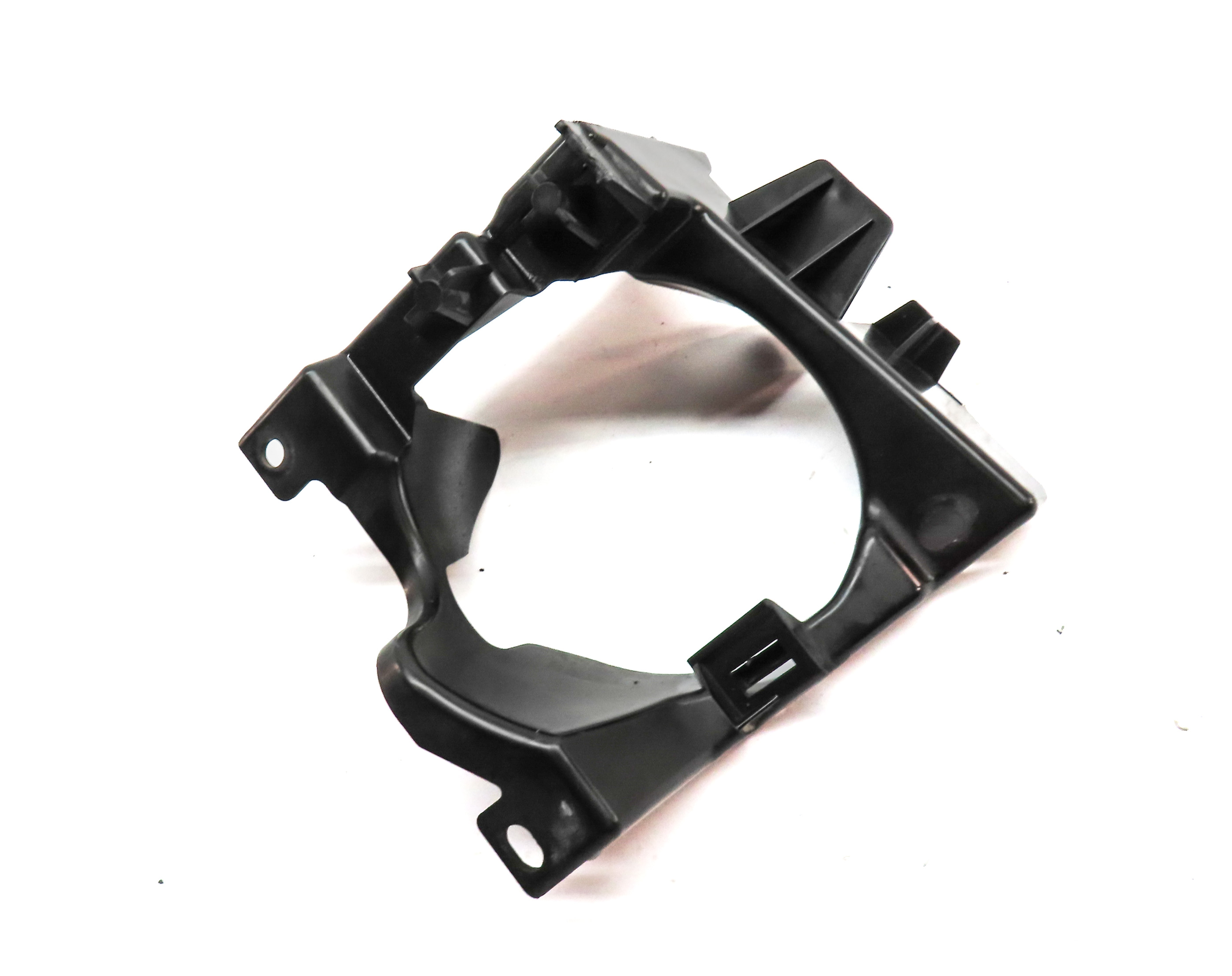 2008 PORSCHE CAYENNE (955) FRONT RIGHT PASSENGER FOG LIGHT LAMP MOUNT BRACKET — exact item pictured